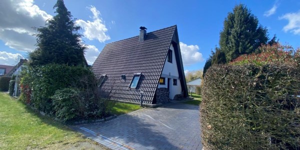 One of six/Verbringen Sie Ihren Urlaub in einem gemütlichen Nurdachhaus in Hüde am Dümmer-See
