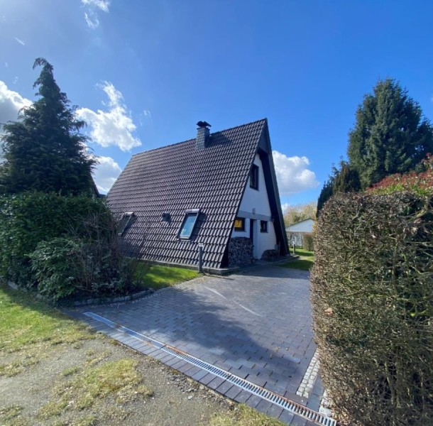 One of six/Verbringen Sie Ihren Urlaub in einem gemütlichen Nurdachhaus in Hüde am Dümmer-See